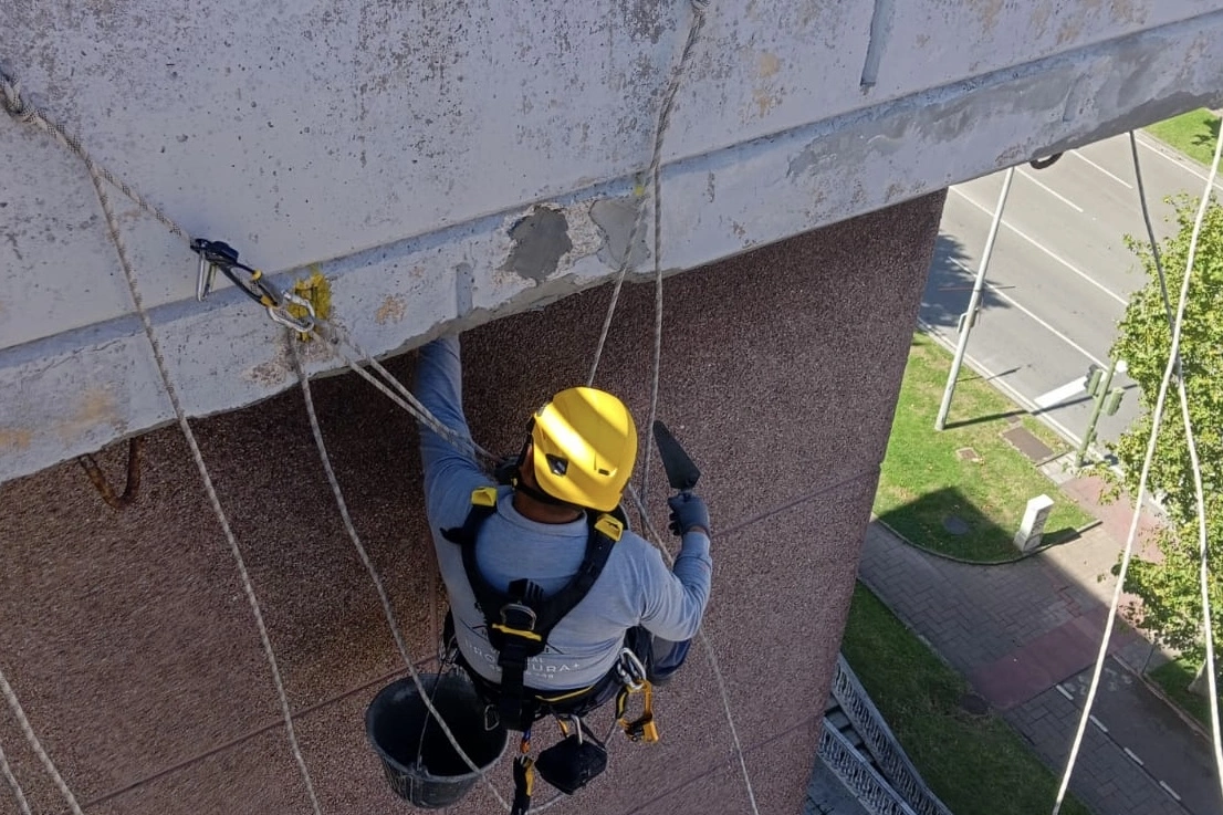 Imagen de Reparación de alero